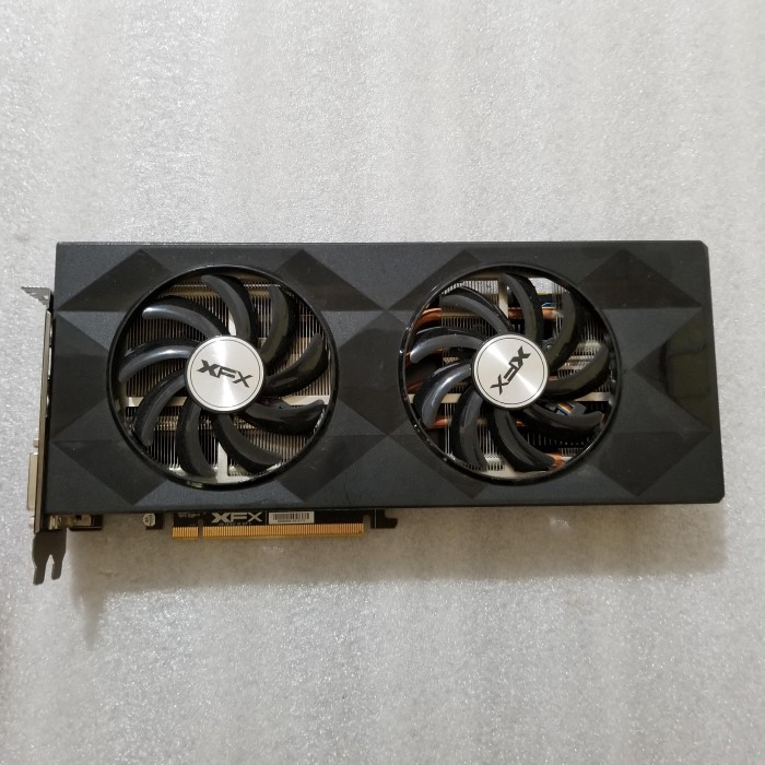 XFX Radeon R9 390 R9390 8GB GDDR5 512 Bit