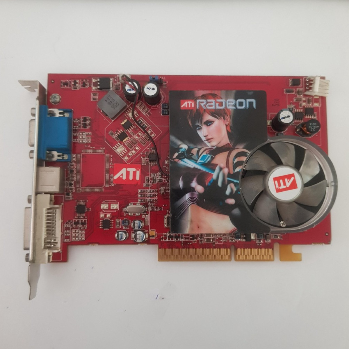 ATI Radeon X 1600 Pro AGP 512 MB GDDR2 32 Bit