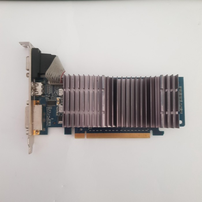 ASUS GeForce 8400 GS 8400GS 512MB GDDR2 64 Bit